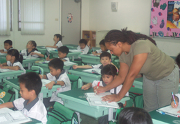 答題正確,字體工整,Teacher Lisa說我很用心Good Job!